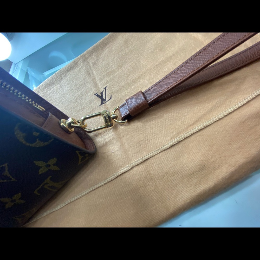 SOLD♥️♥️♥️LV MONOGRAM ORSAY💥💥SOLD!!!! - Picture 3 of 5